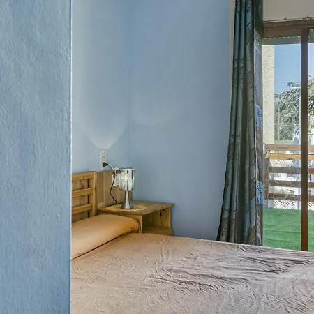 Casa Con Terraza * אמפוריבראבה