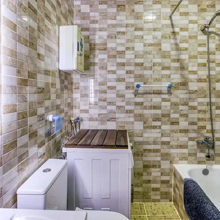 Casa Con Terraza אמפוריבראבה
