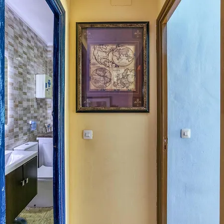 Casa Con Terraza * אמפוריבראבה