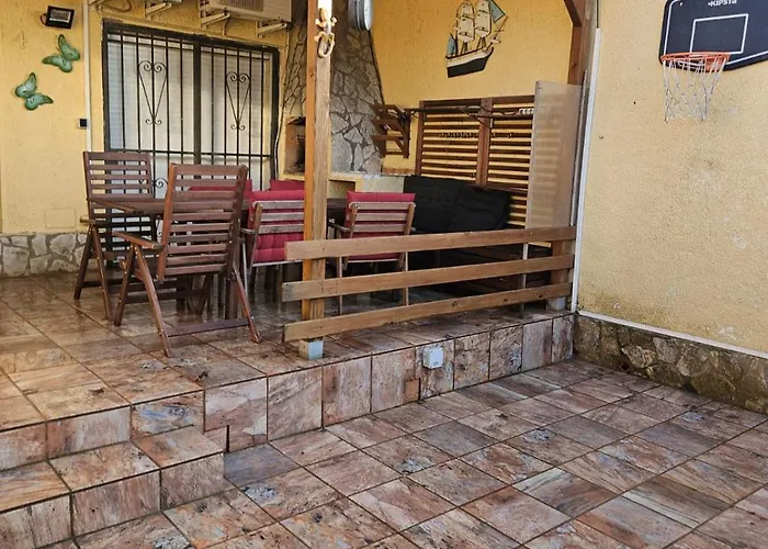 Casa Con Terraza *